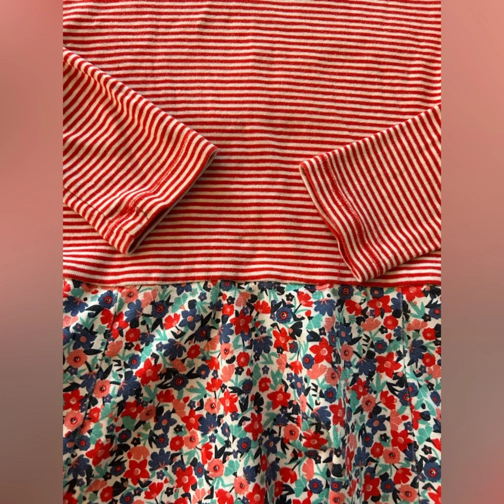 Tea Collection - Red & White Striped Top with Floral Skirt Dress. Size 7 - Picture 4 of 6
